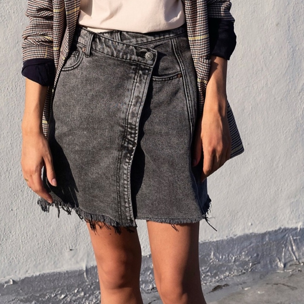 Free People We The Free Parker Distressed Denim Skirt Black Size 25